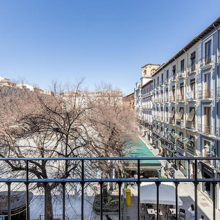 Apartamentos Libere Granada Catedral Ruang foto
