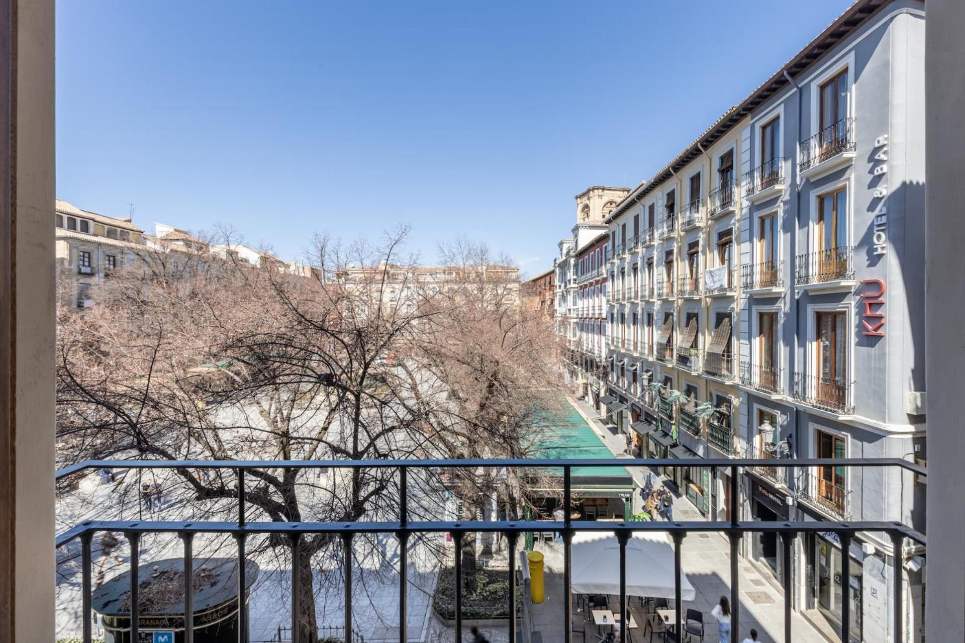 Apartamentos Libere Granada Catedral Ruang foto